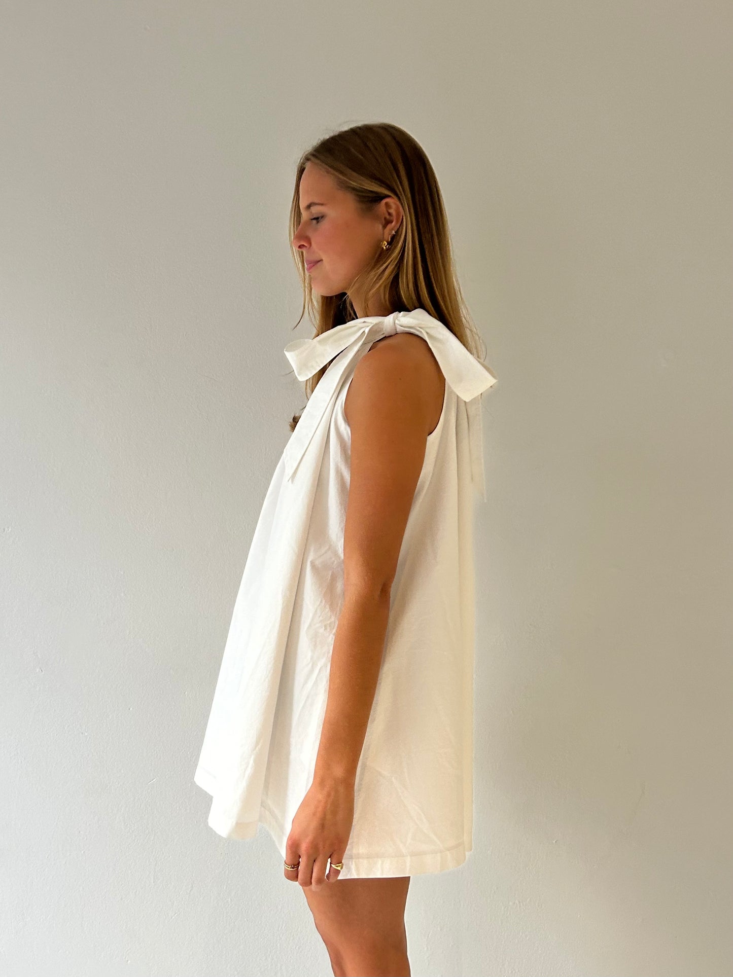 The Brownlow Bow in White