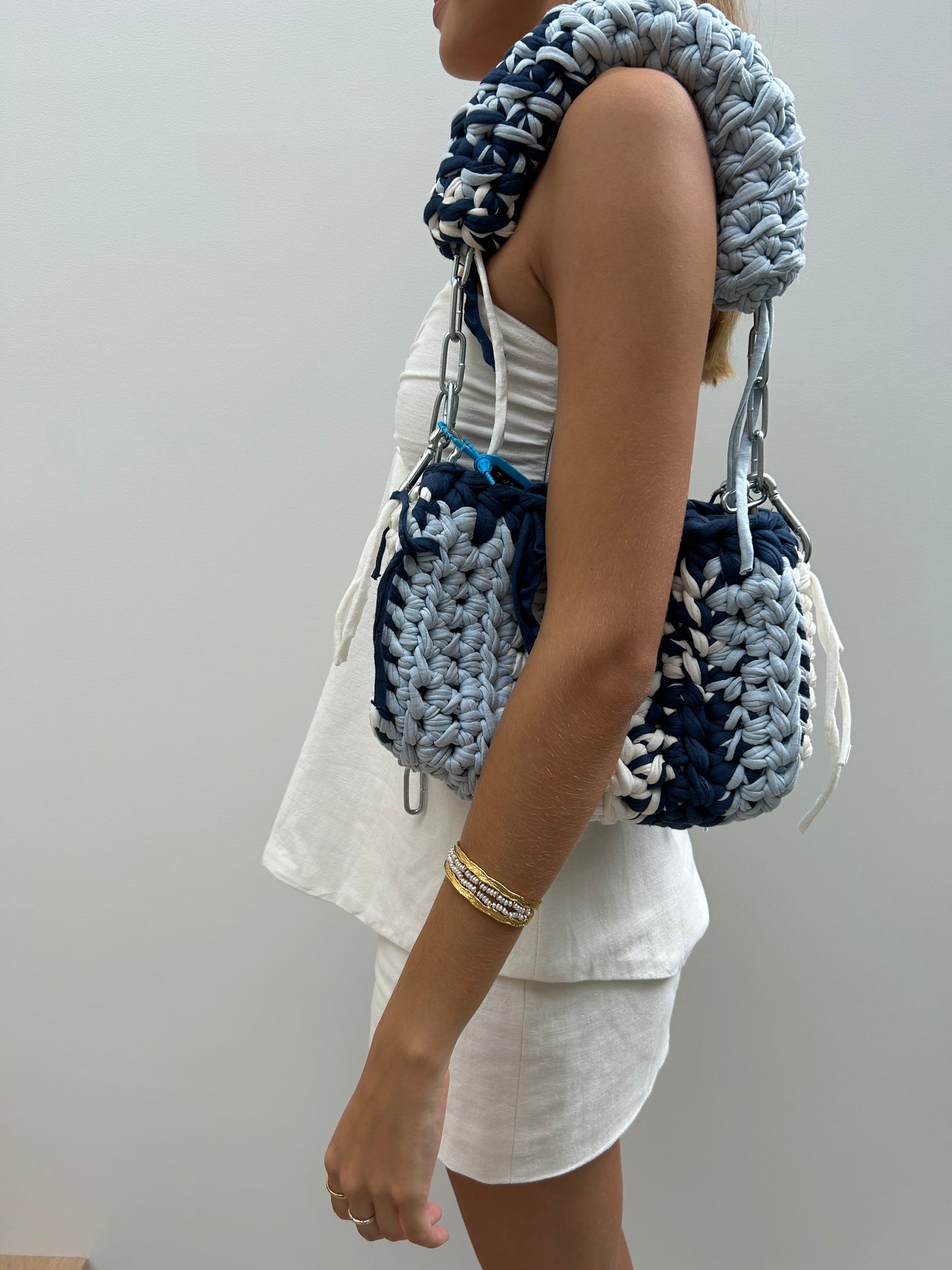 SHADES OF BLUE BAG 8/25