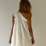 The Brownlow Bow in White