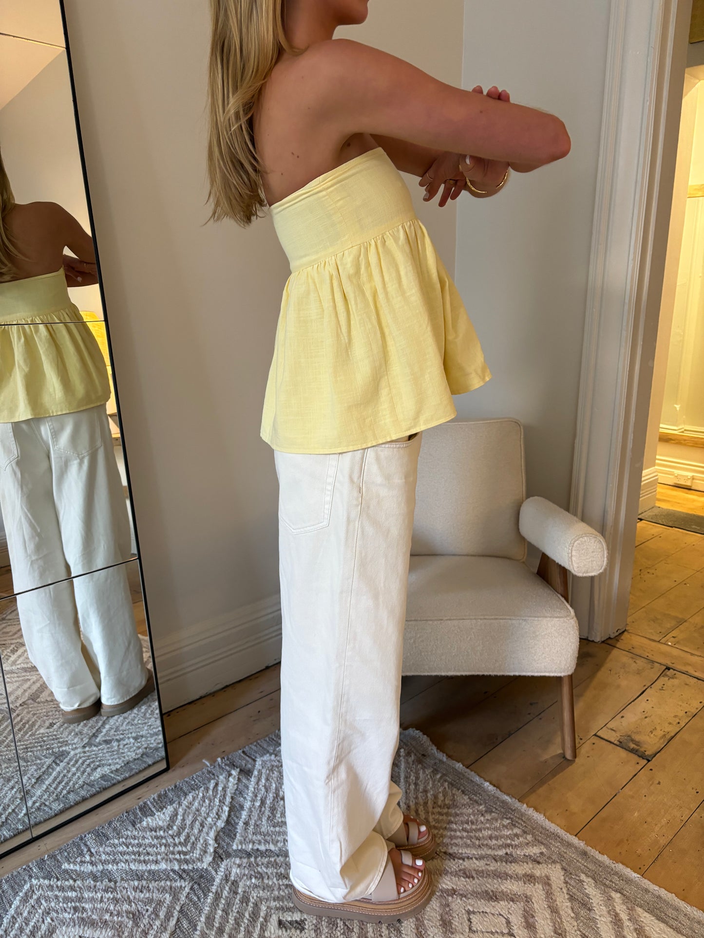 The Charlotte Puffy Top in Baby Yellow