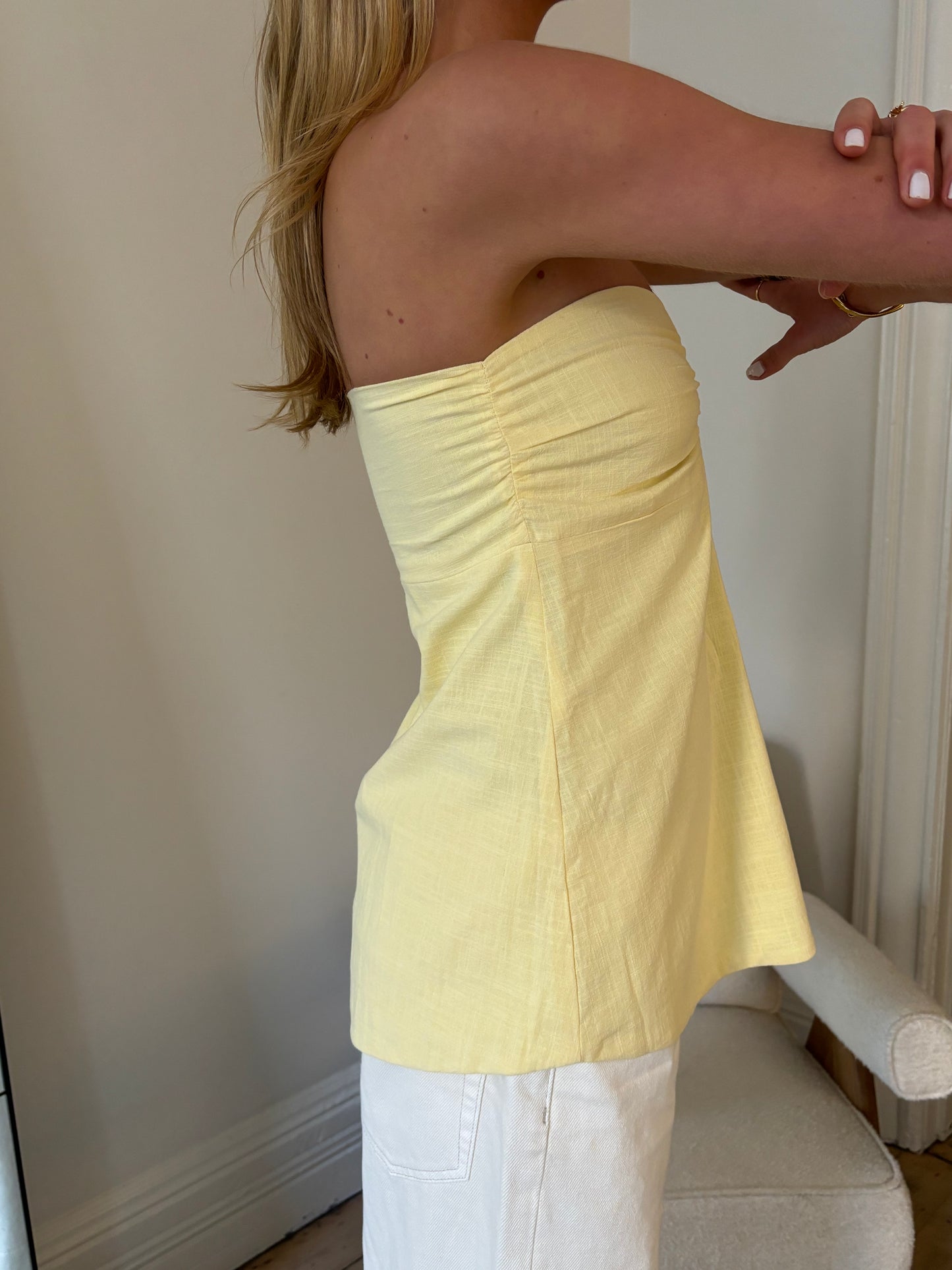 The Alias Long Top in Baby Yellow